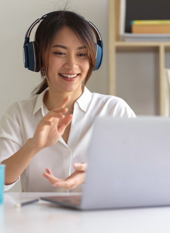 Virtual assistant at work